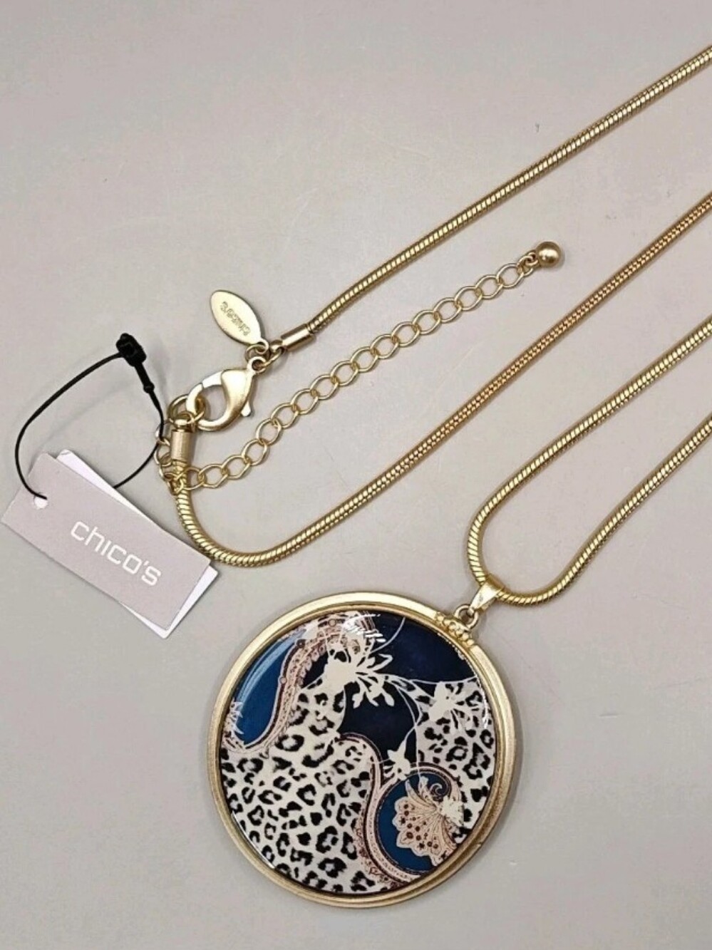 Chico's Leopard Medallion Pendant Necklace Gold Tone Long Opera Snake Chain Nwt - Picture 2 of 11